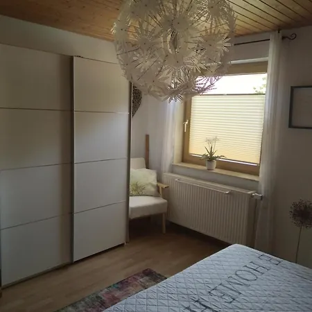 公寓 Monteurwohnung Pusteblume 杜德城
