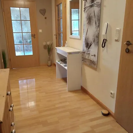 Monteurwohnung Pusteblume 杜德城